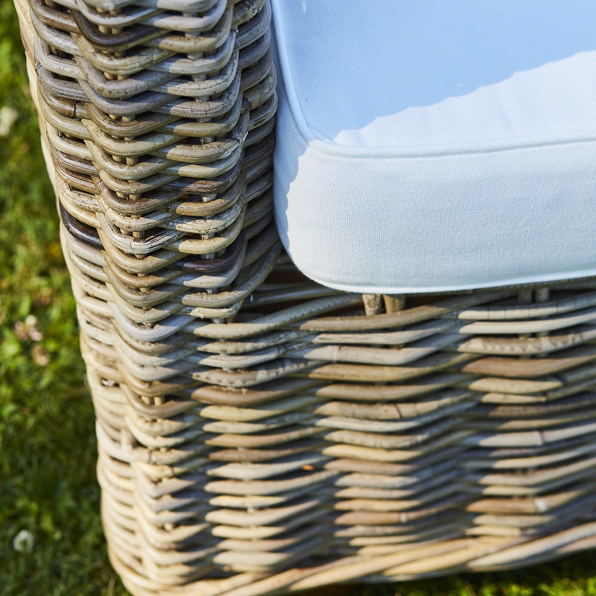 10211B-fauteuil_de_jardin_en_kubu_naturel_lot_de_2-04.jpg