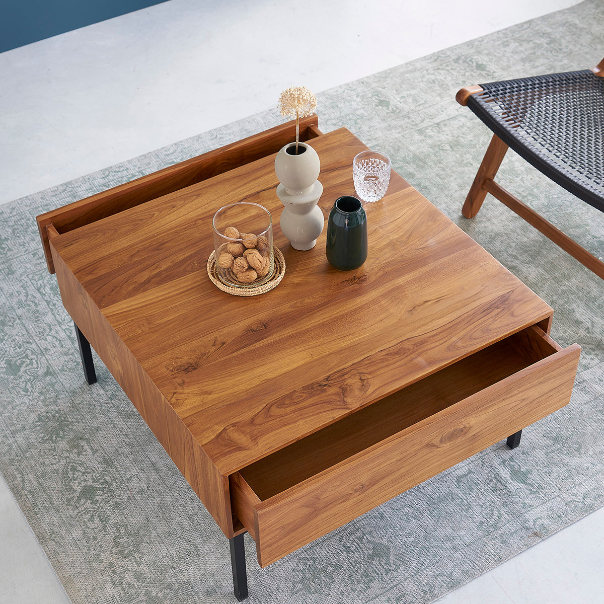 1038-table_basse_en_teck_massif_et_metal_70_cm-04.jpg