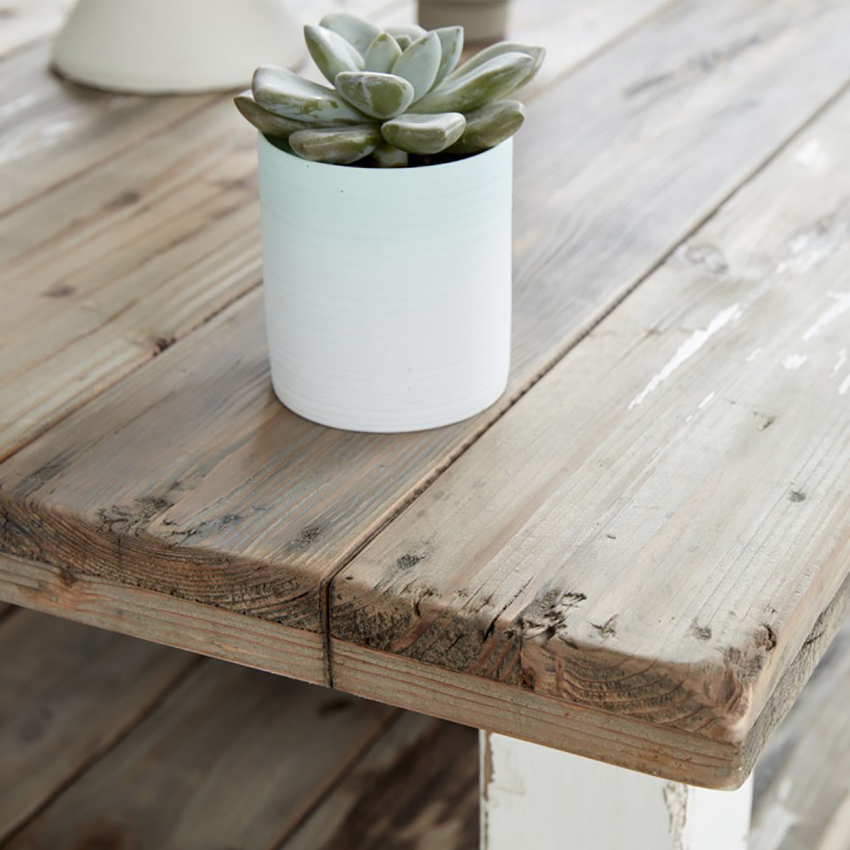 1107-table_basse_en_bois_recycle_massif_140_cm-04.jpg