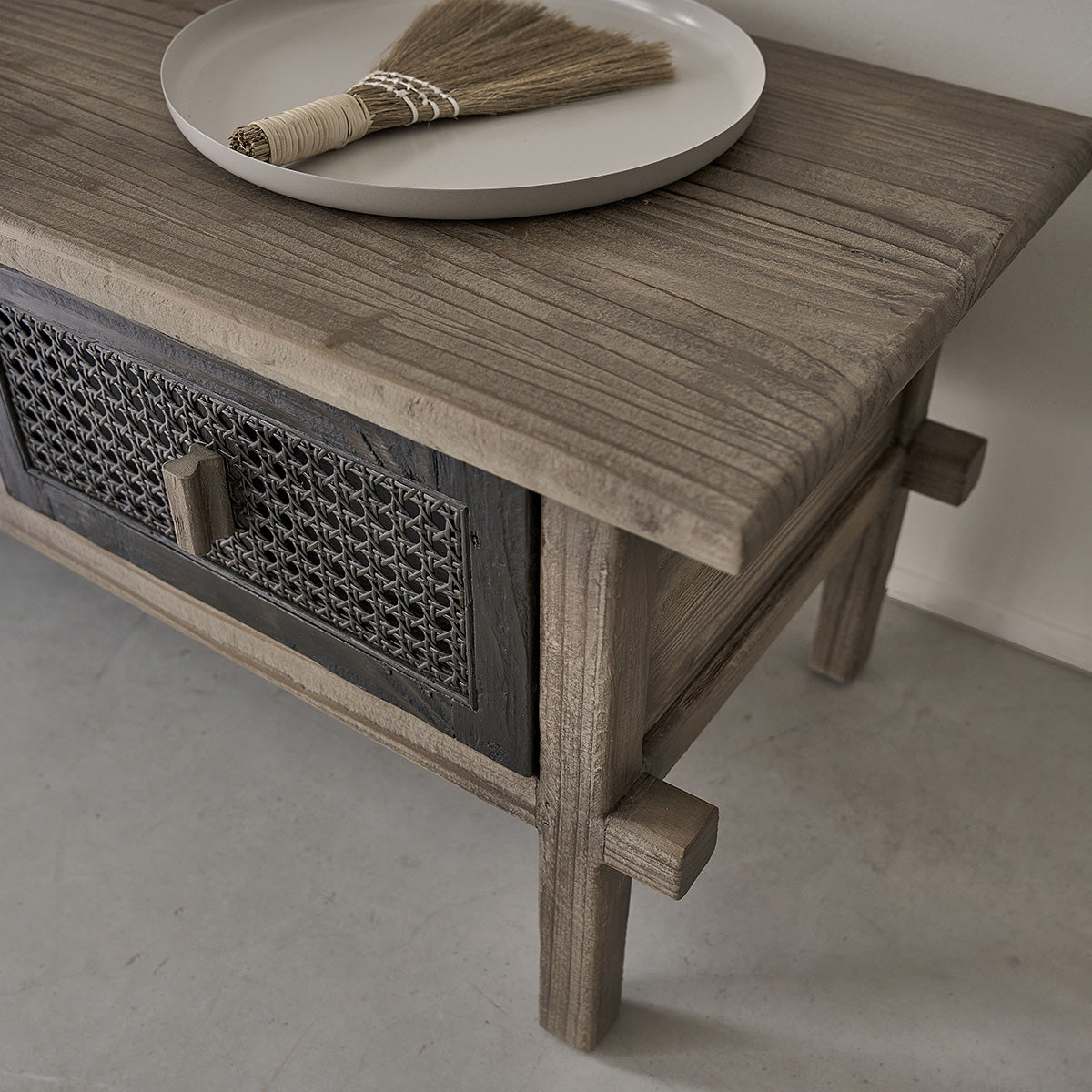 1132-meuble_tv_en_bois_recycle_massif_145_cm-06.jpg