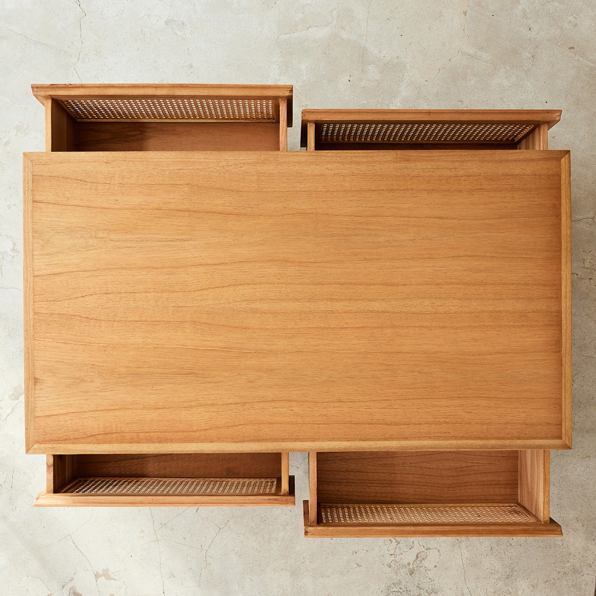 1599-table_basse_en_mindi_massif_et_cannage_110_cm-04.jpg