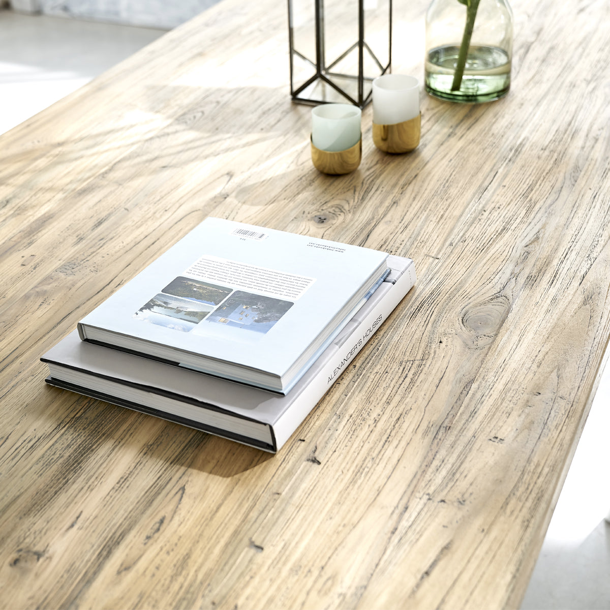 900-table_en_teck_massif_recycle_extensible_14_pers-06.jpg