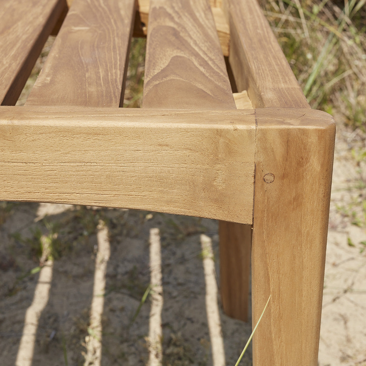 905-chaise_de_jardin_en_teck_massif_recycle-08.jpg