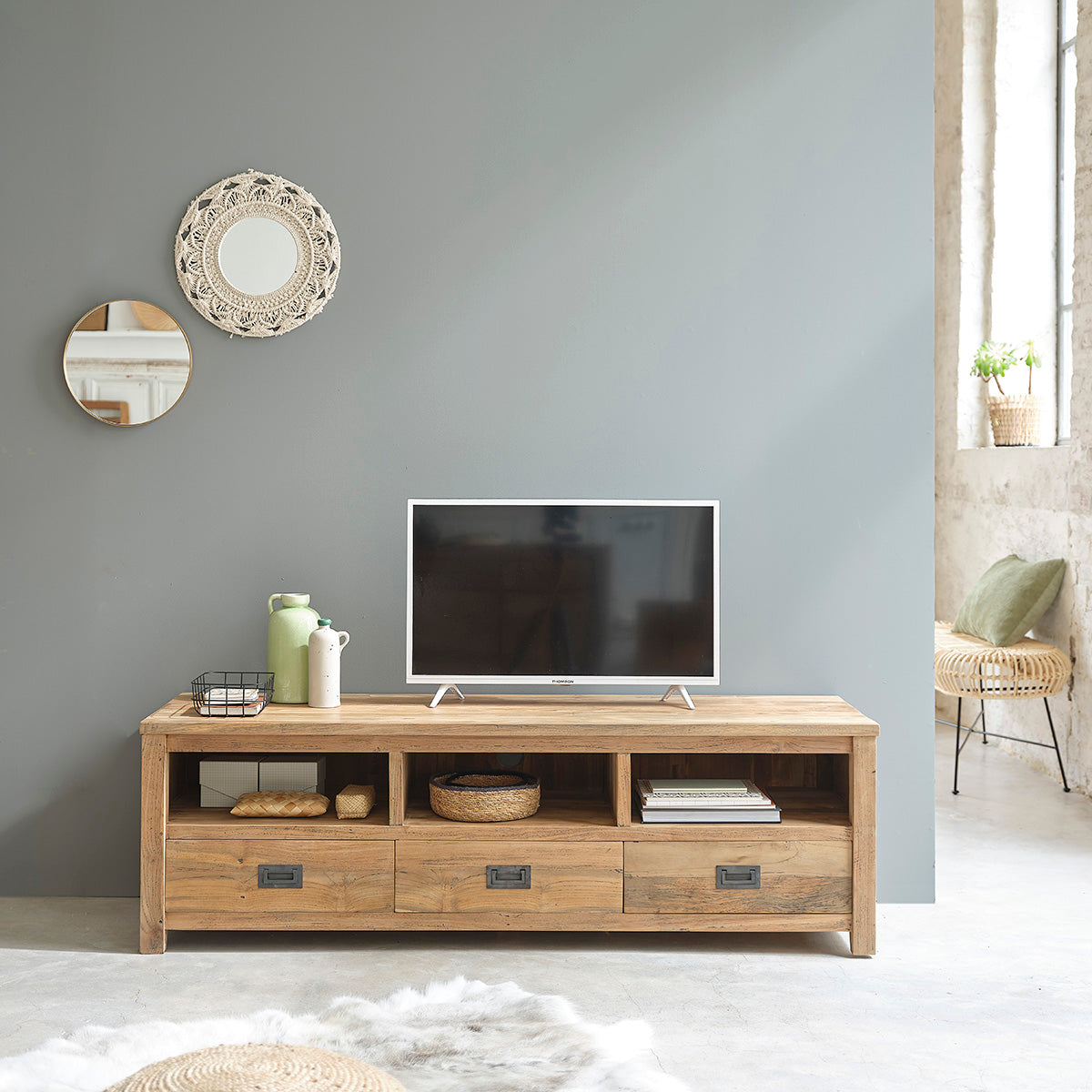 932-meuble_tv_en_teck_massif_recycle_160_cm-01.jpg