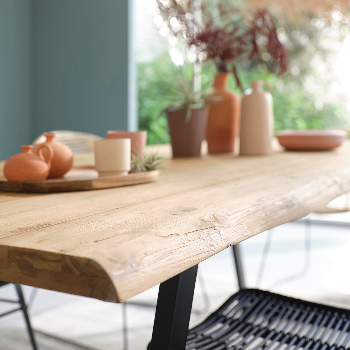 976-table_en_teck_massif_recycle_et_metal_10_pers-03.jpg