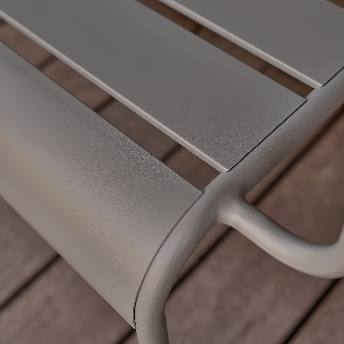 BDJ0007-banc_en_aluminium_gris_118_cm-04.jpg