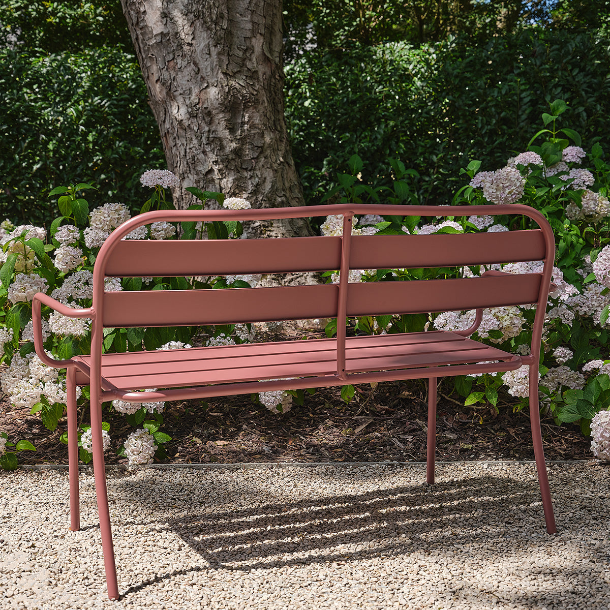 BDJ0010-banc_en_aluminium_framboise_118_cm-04.jpg