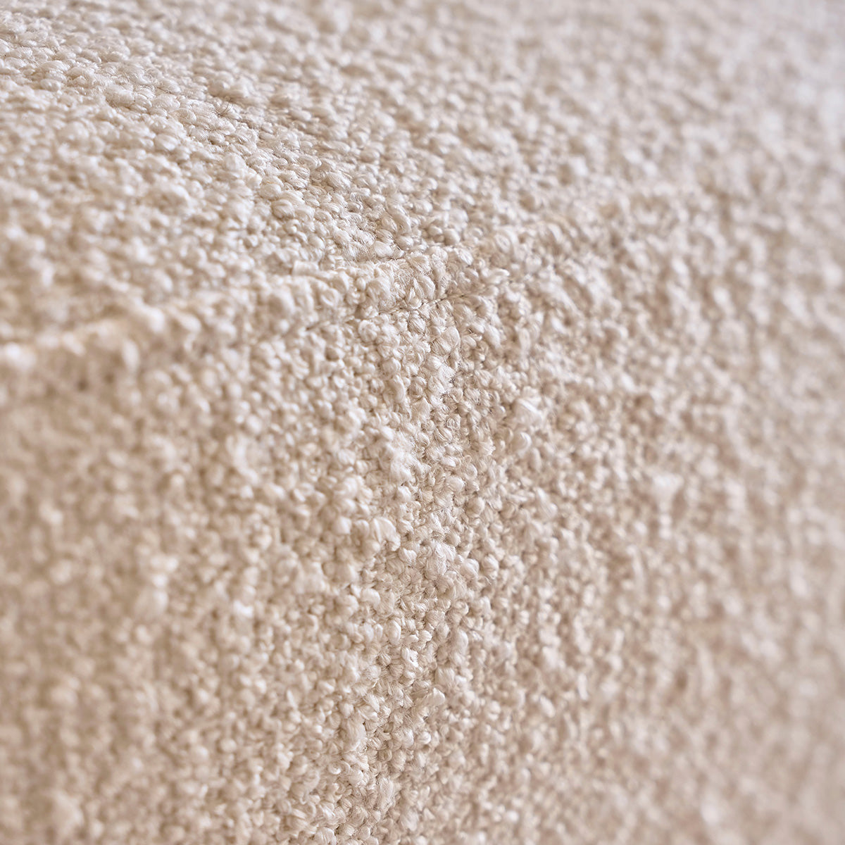 CAN0013-canape_droit_3_places_en_bois_massif_et_tissu_bouclette_blanc-06.jpg