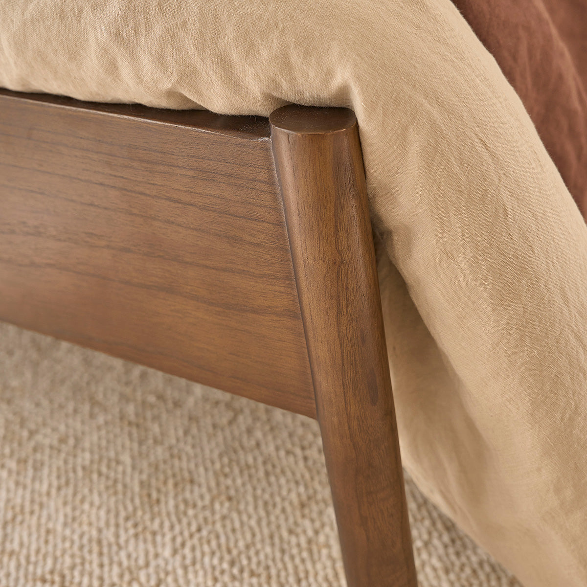LIT0002-lit_en_bois_de_mindi_et_cannage_finition_noyer_160_cm_avec_sommier-04.jpg