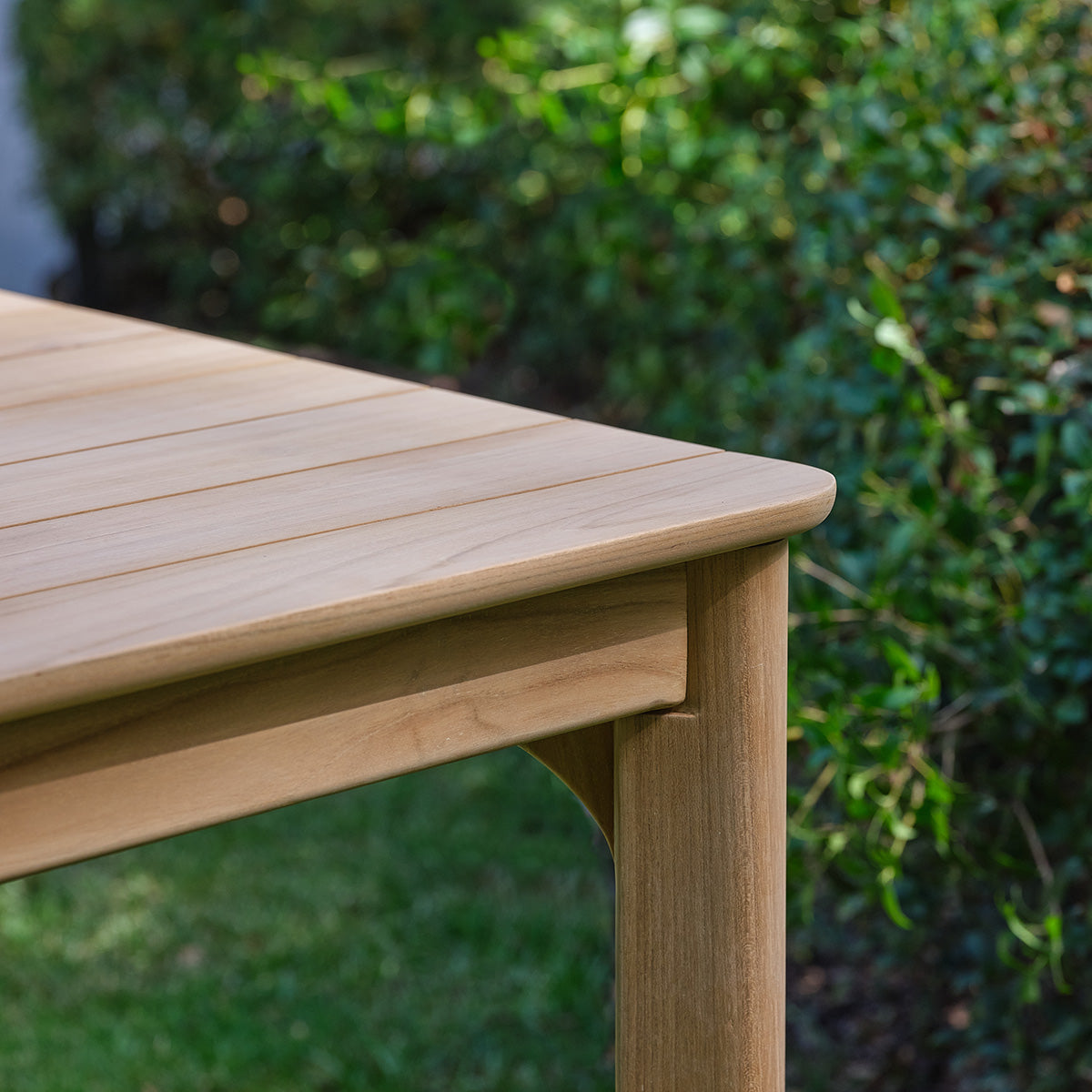 TDJ0004-table_de_jardin_en_teck_massif_8_pers-06.jpg