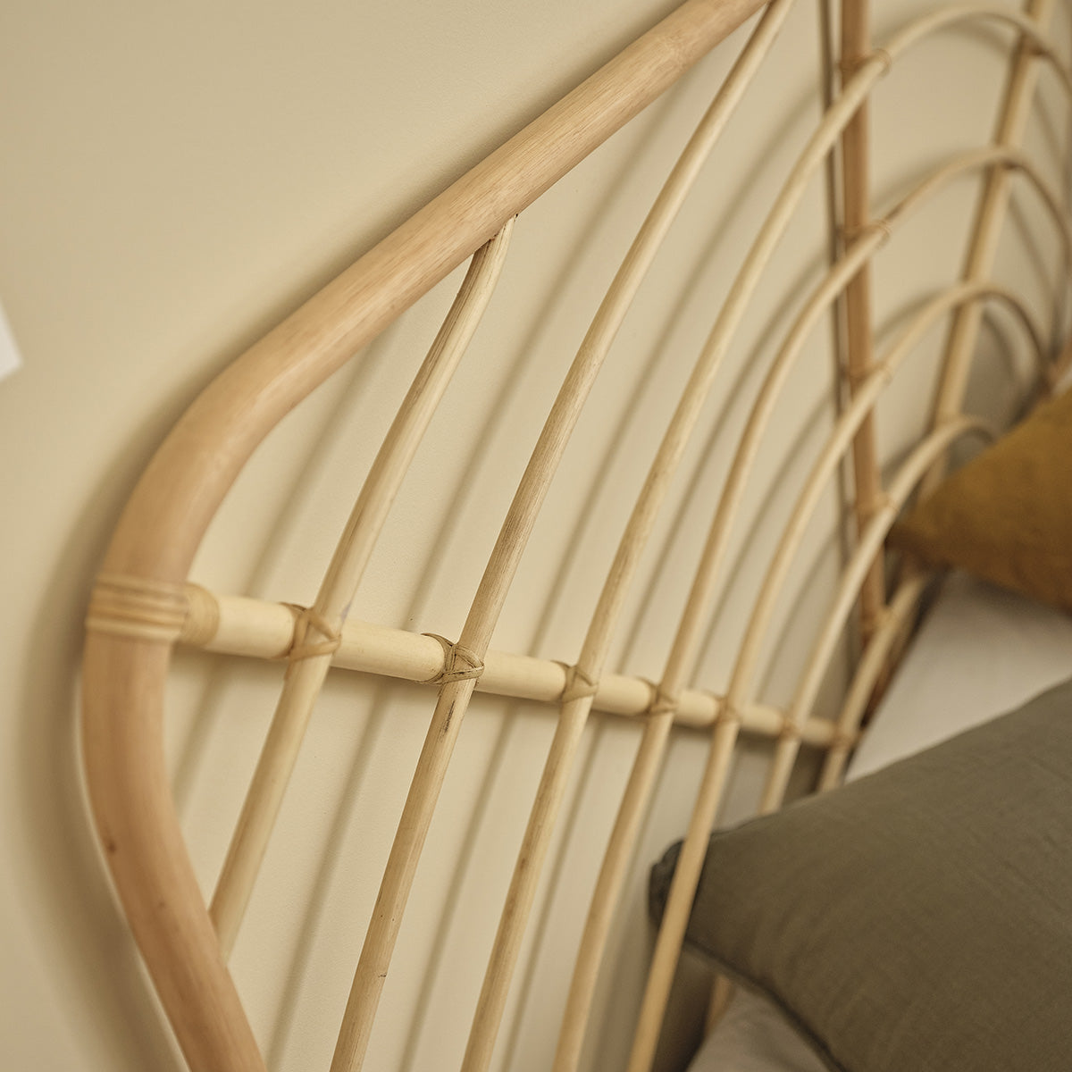 1703-tete_de_lit_en_rotin_160_cm-06.jpg