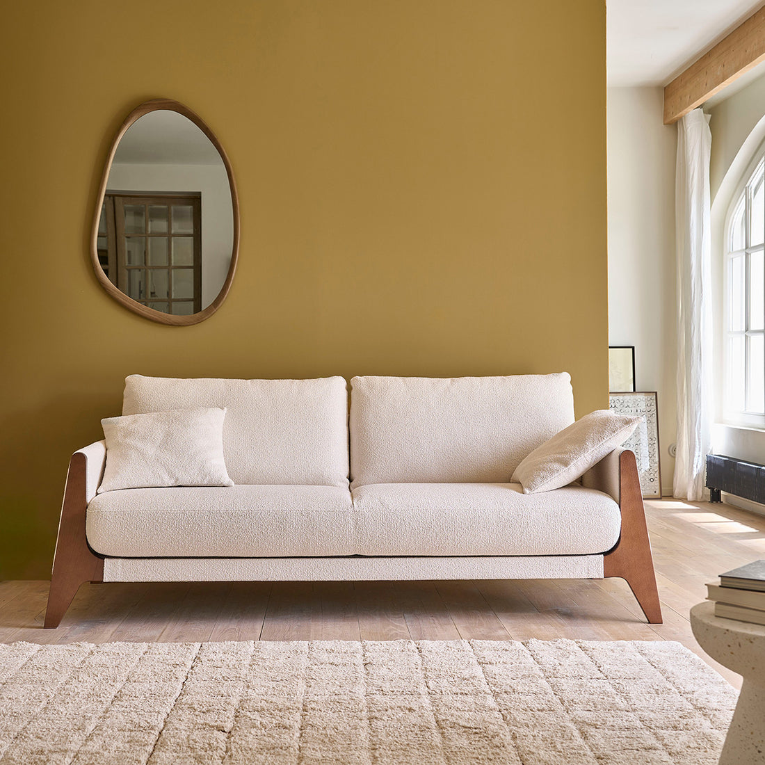 ONDINE - Canapé droit 3 places en bois massif et tissu bouclette blanc