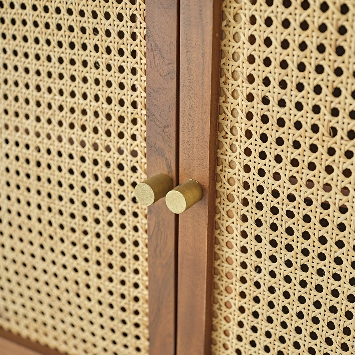 LEONTINE - Cassettiera in acacia massello finitura in noce e cannage 120 cm