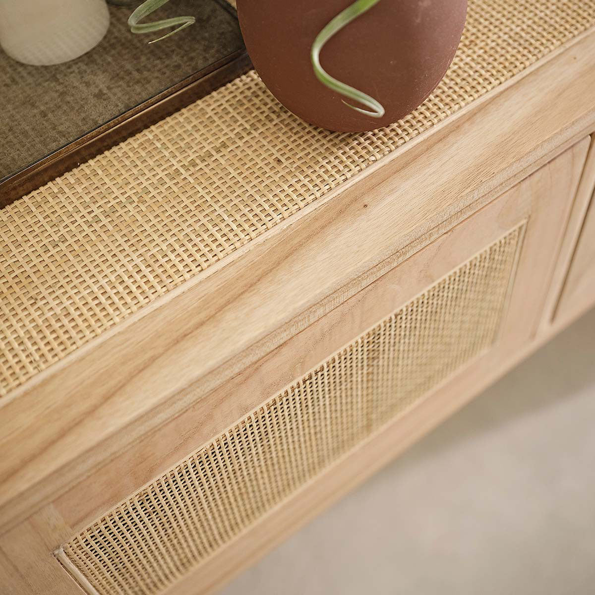 MAËL - Konsole aus massivem Mindi und Rohrgeflecht 140 cm