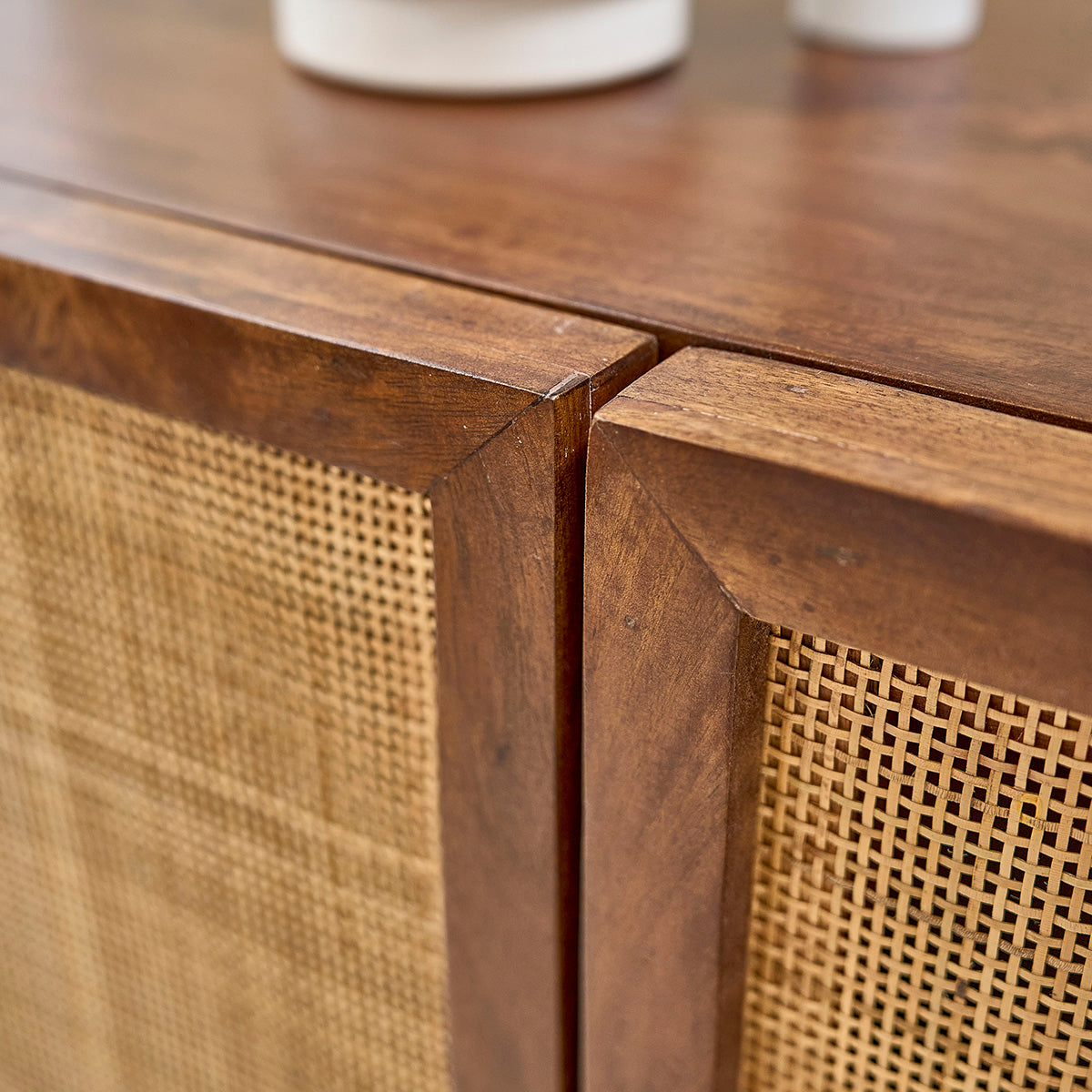 RAPHAEL - Buffet en manguier massif et cannage finition noyer 68 cm