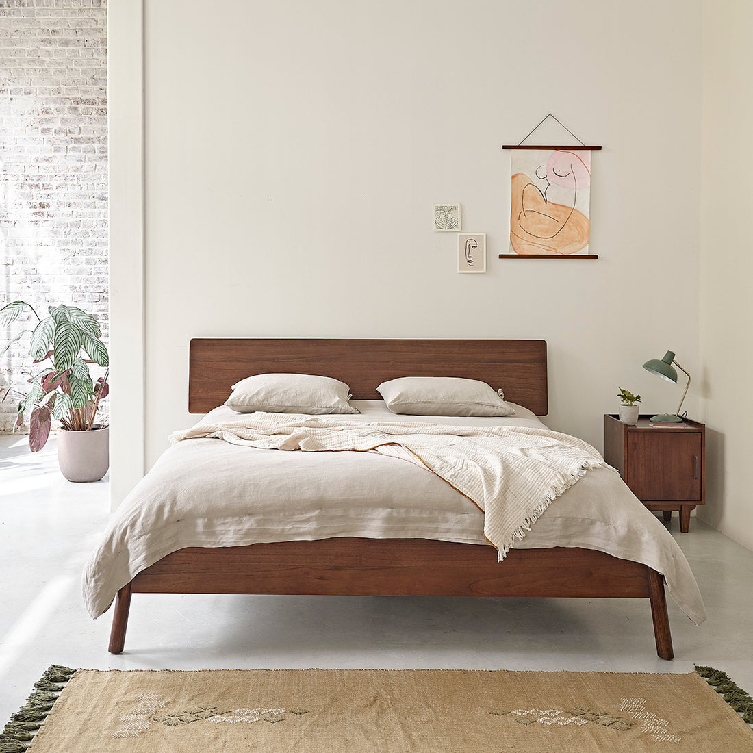 VINTAGE - Lit en mindi massif 160 cm