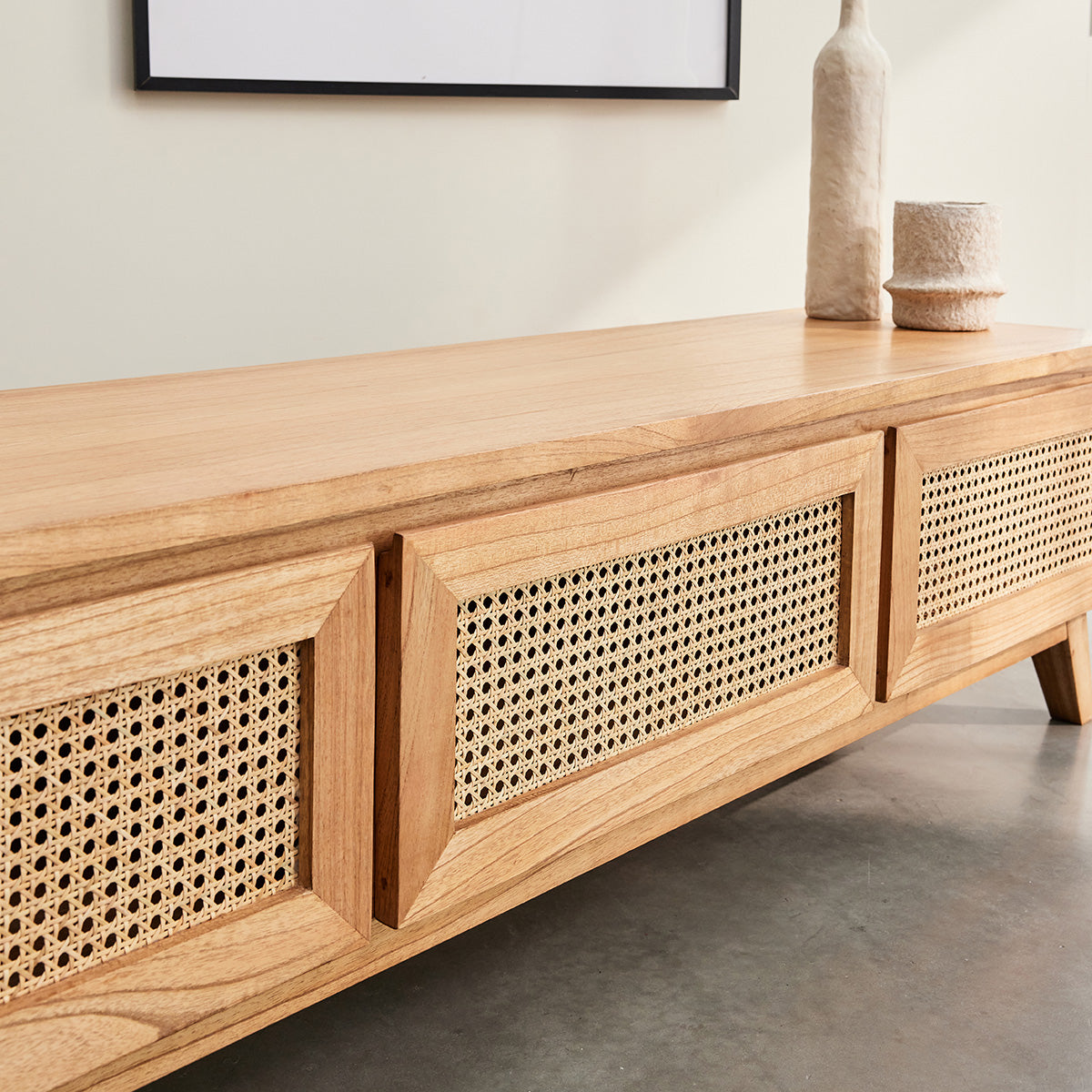 ISÉE - Meuble TV en mindi massif et cannage 160 cm