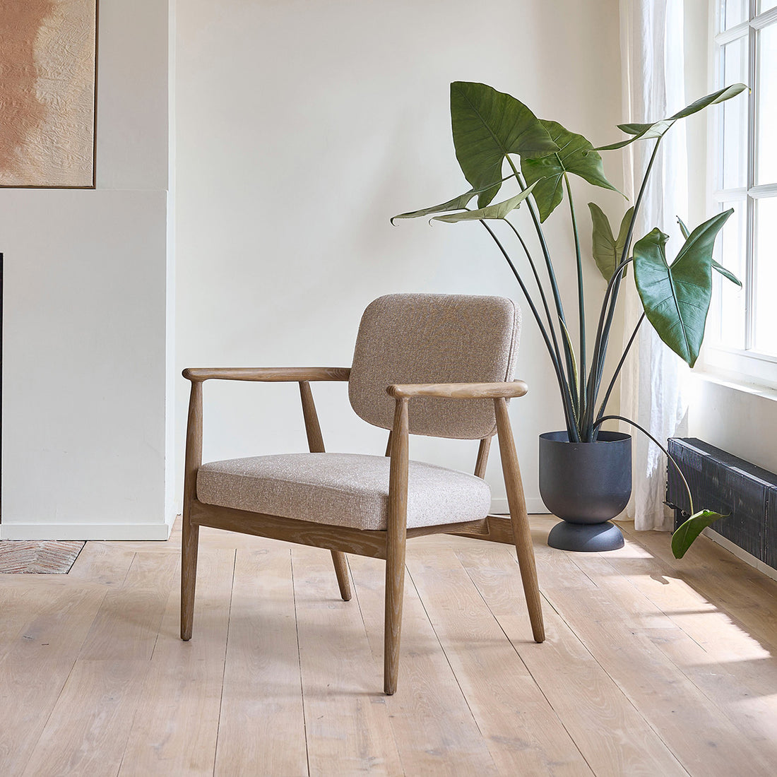 EUGÈNE - Fauteuil en bois de chêne et tissu texturé beige chiné