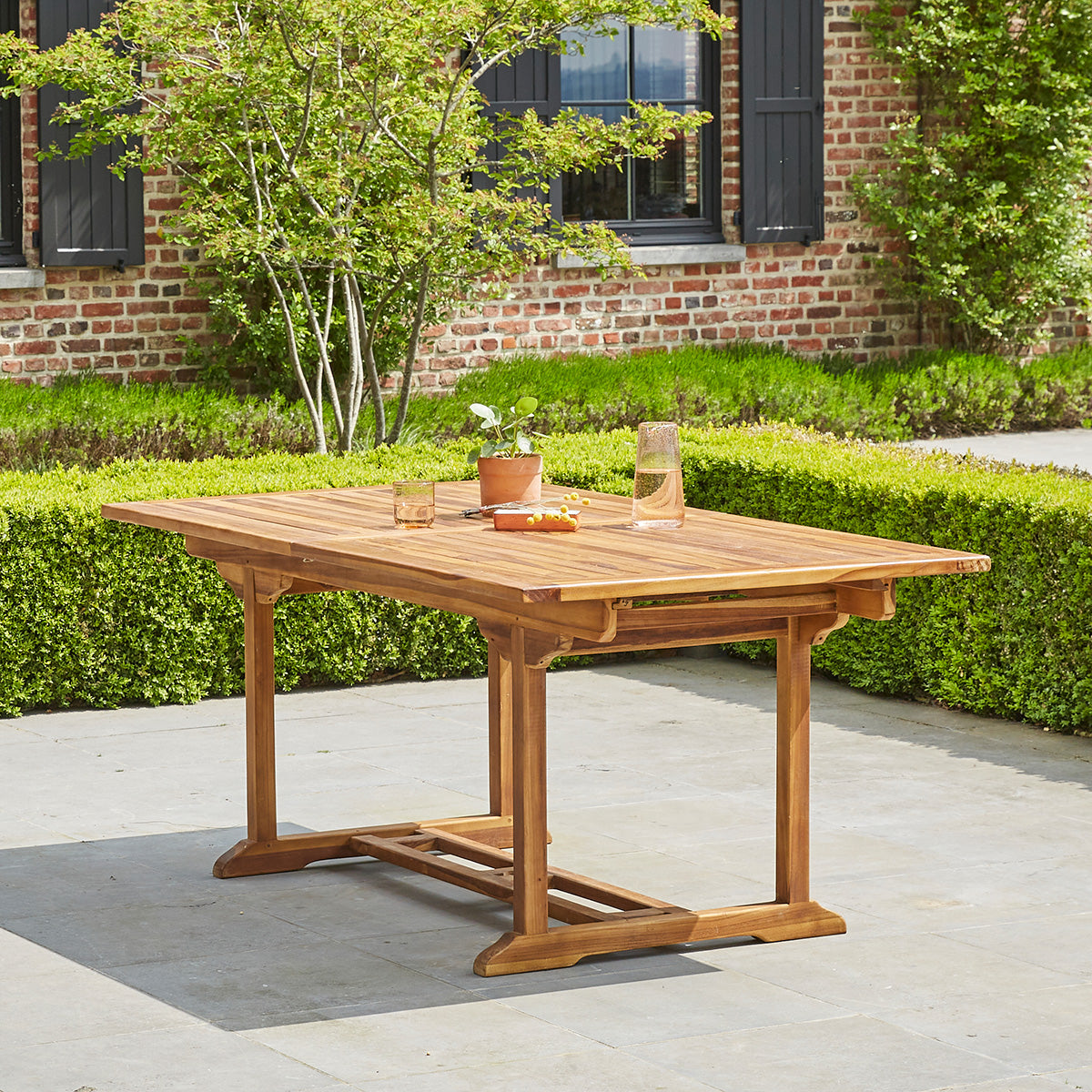 BALI - Table de jardin en teck huilé massif extensible 8/10 pers.
