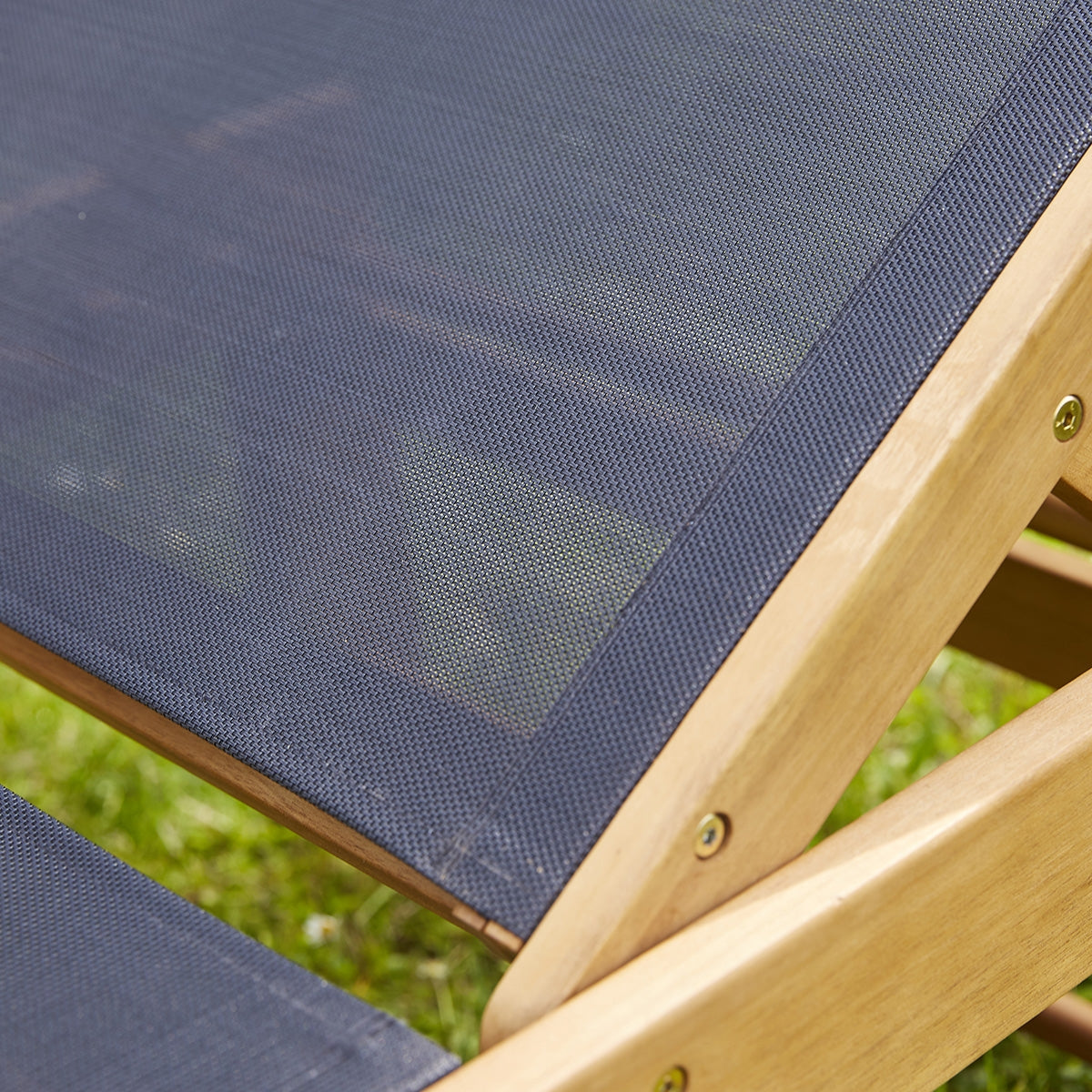 HANOÏ - Bain de soleil en acacia massif et textilène noir