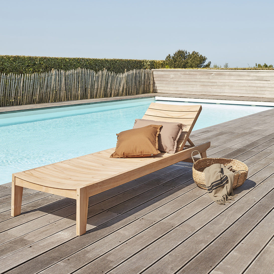 JAYA - Sonnenliege aus massivem Teakholz