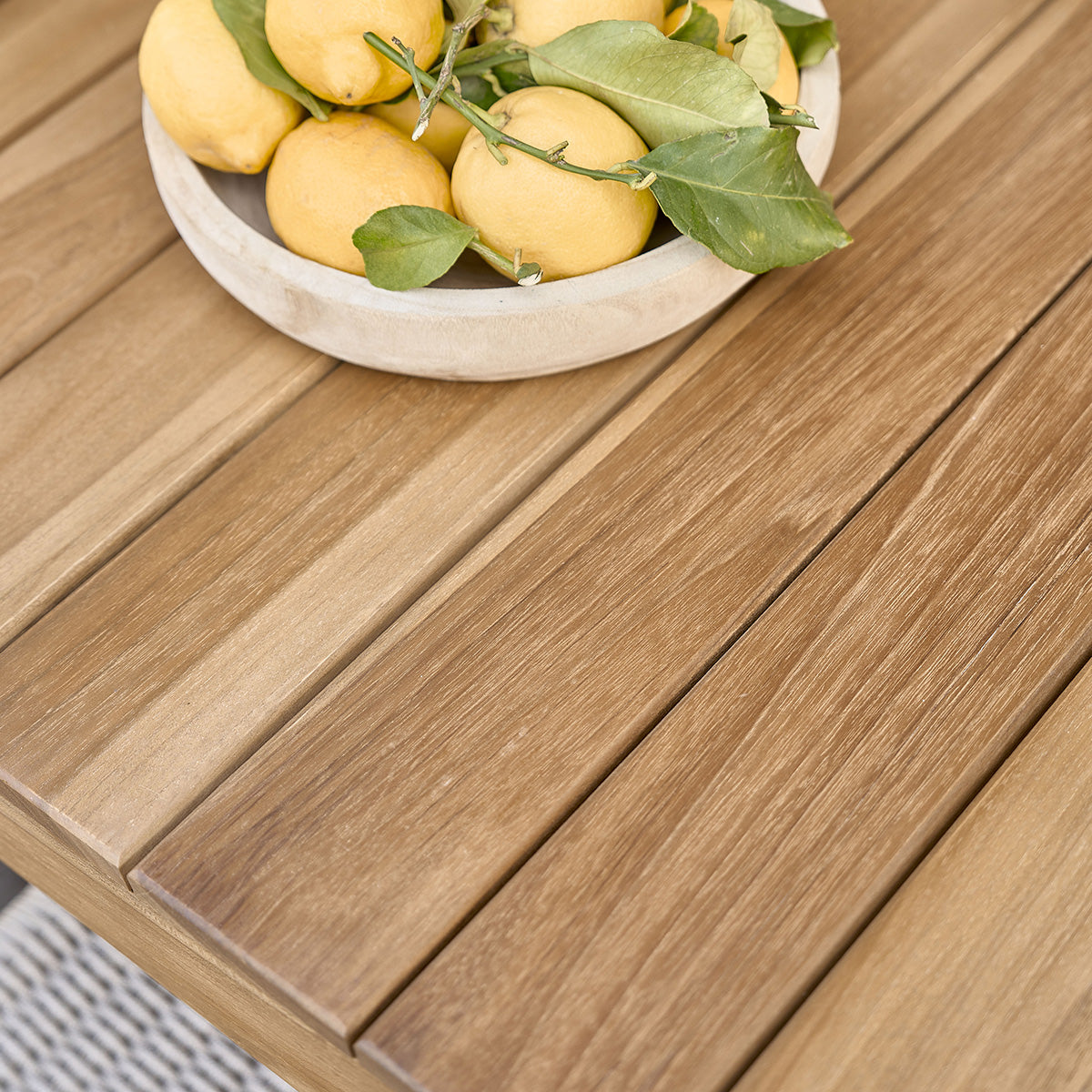 LIVIE - Set di mobili da giardino in teak massello e corda beige, 8 pers.