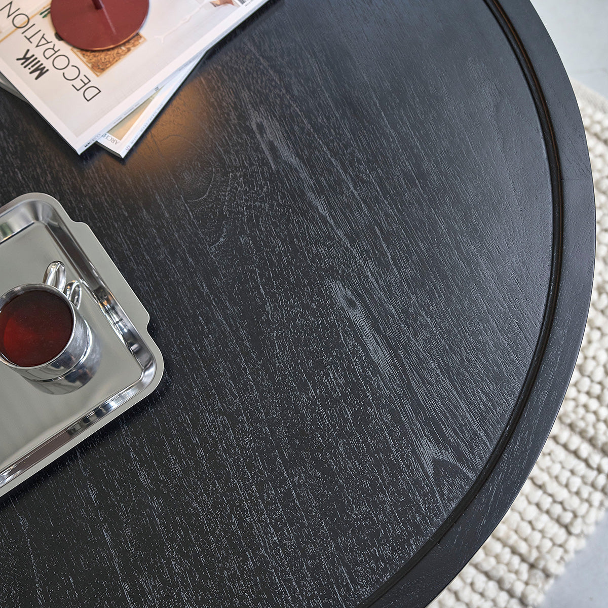 LOUISA - Runder Couchtisch aus massivem schwarzem Mindi, Ø 100 cm