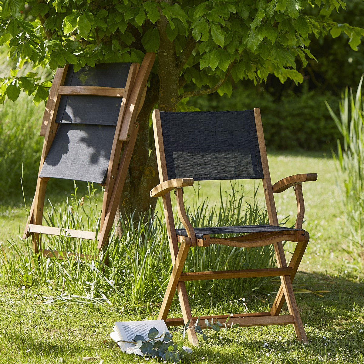 HANOÏ - Set di mobili da giardino in legno massello di acacia e textilene nero 4 pers.