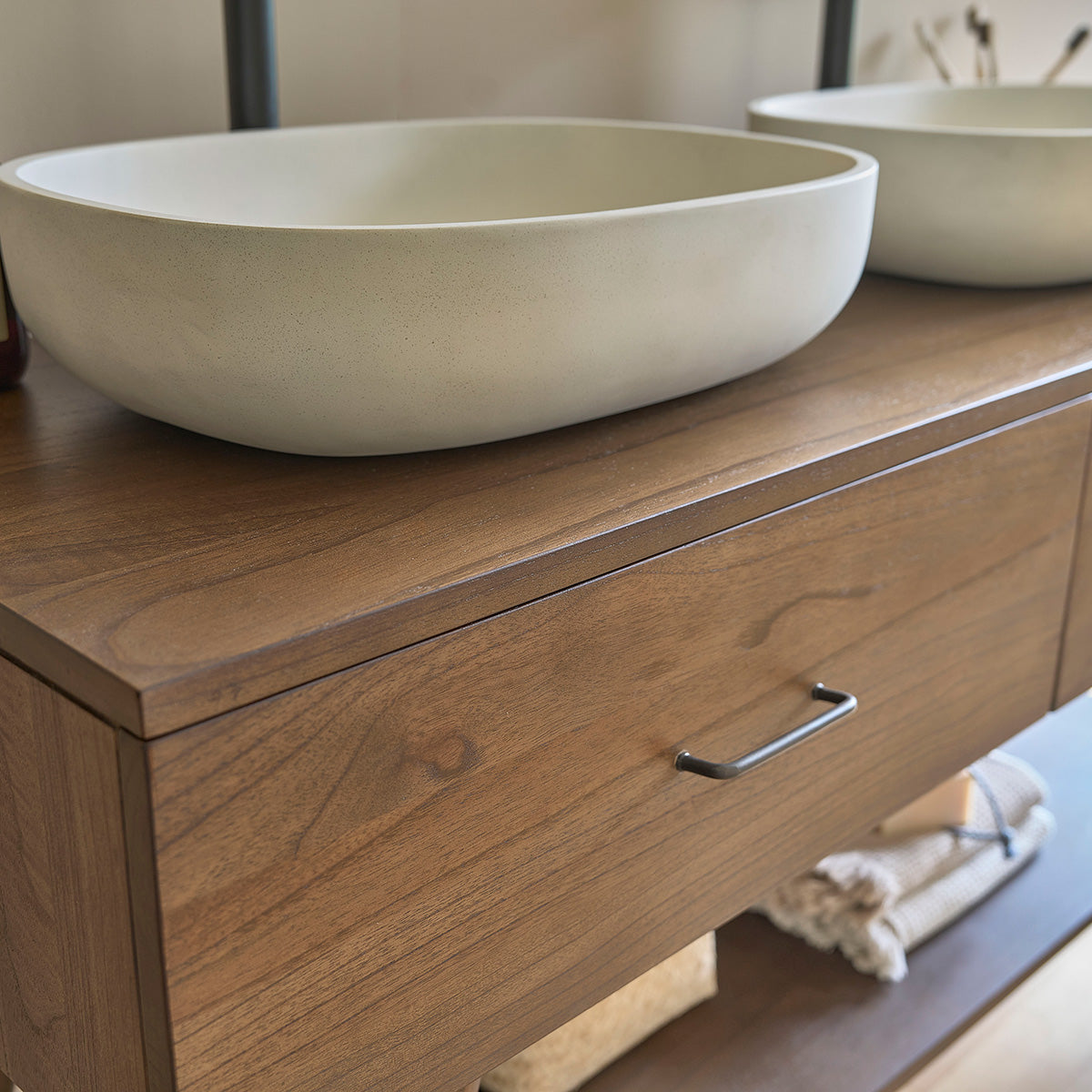 CALIXTE - Mobile da bagno in mindi massello 135 cm