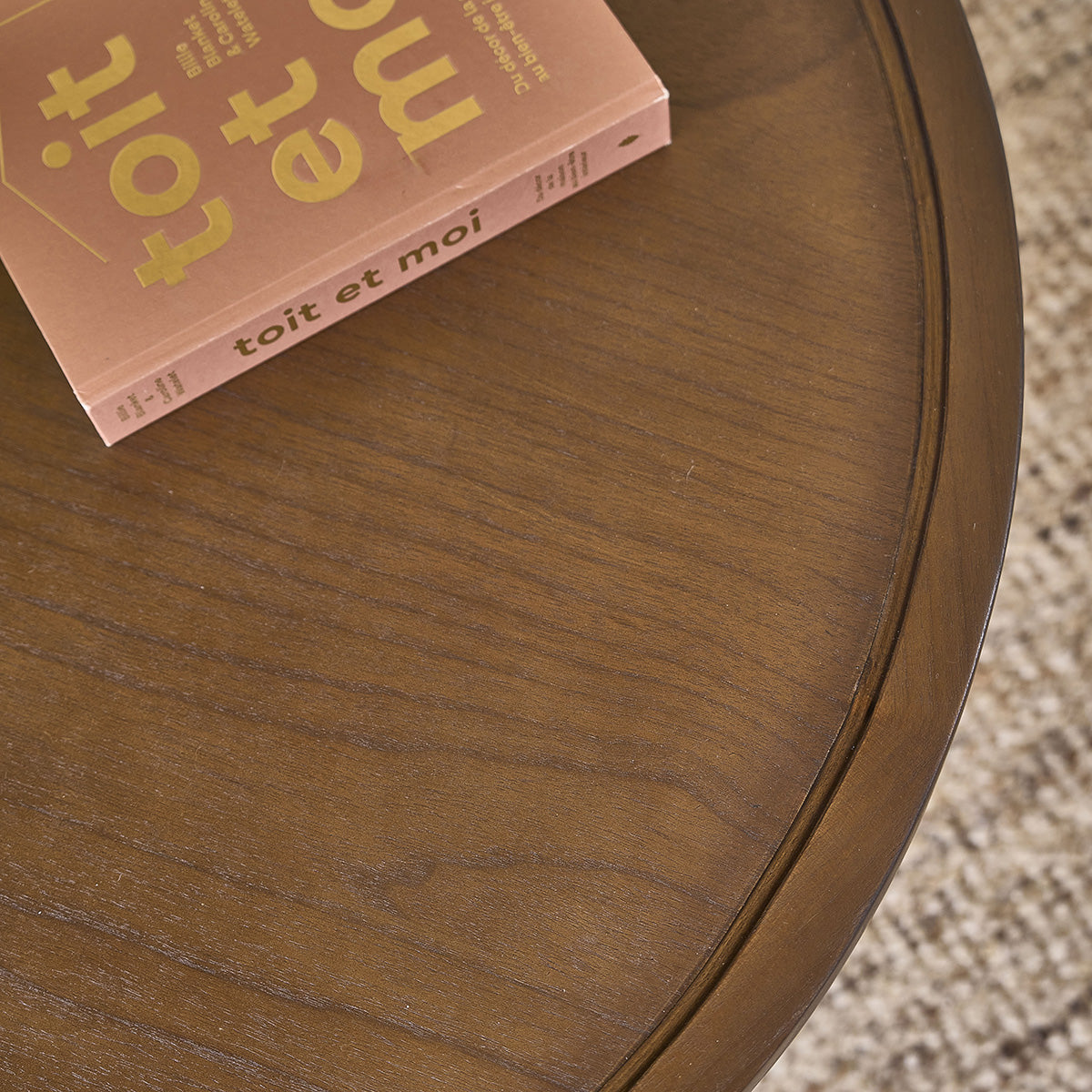 SOLÈNE - Table basse ronde en mindi massif finition noyer Ø 100 cm