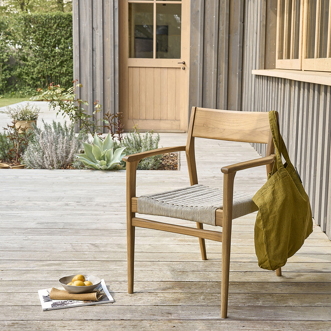 LIVIE - Poltrona da giardino in teak massello e corda beige