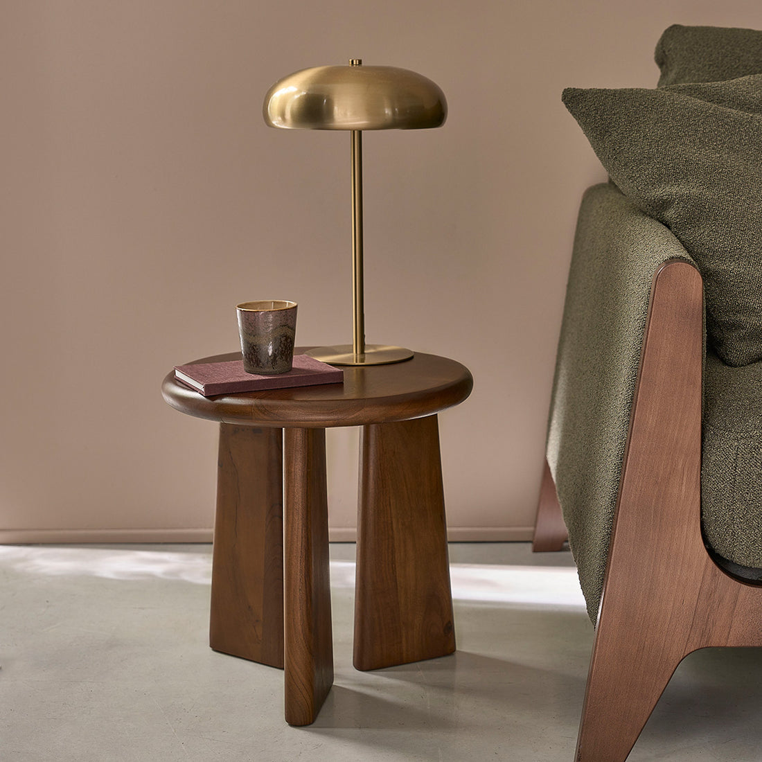 ANNA - Table d'appoint en bois d'acacia ronde