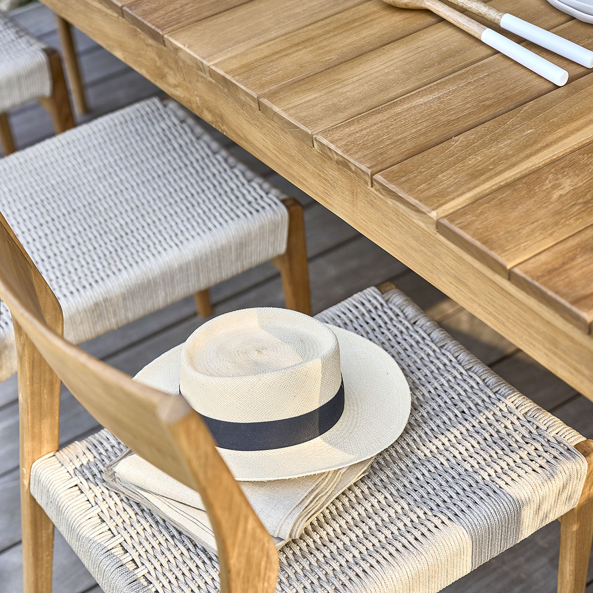 LIVIE - Set di mobili da giardino in teak massello e corda beige, 8 pers.