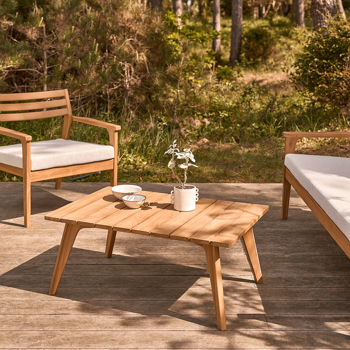 TBJ0001-table_basse_de_jardin_en_teck_massif-01.jpg