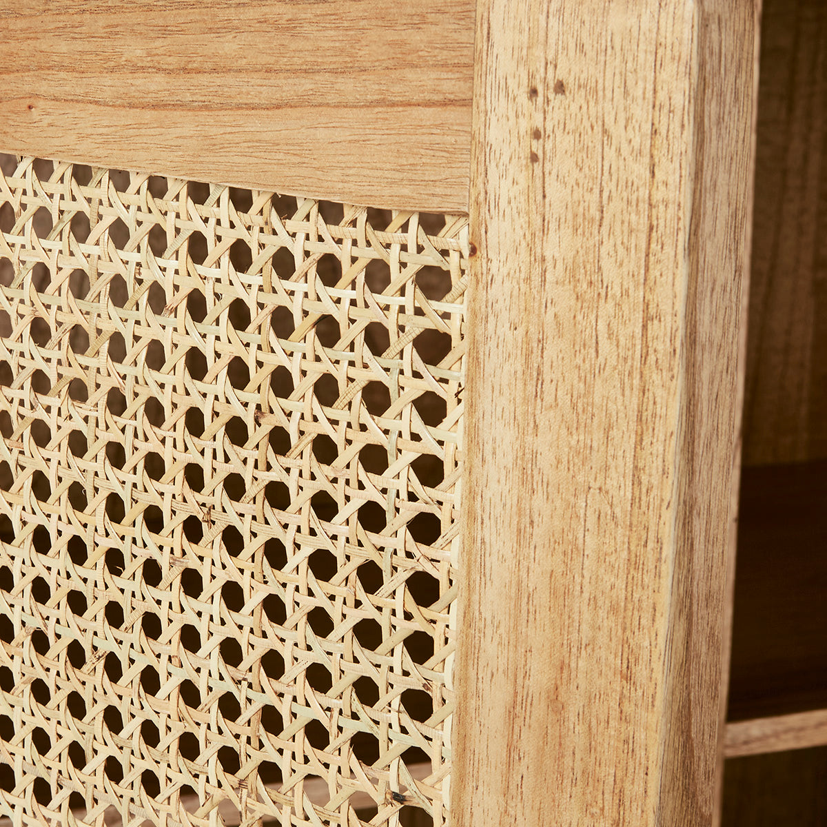 HANA - Commode en mindi massif et cannage 135 cm