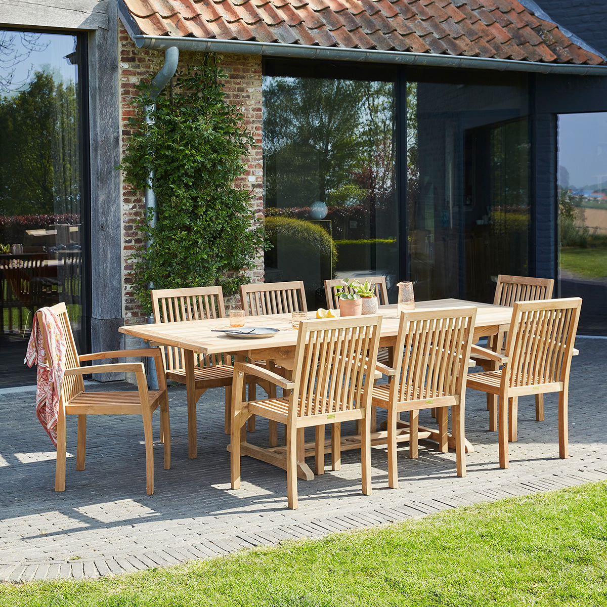 MIDLAND - Salon de jardin en teck massif extensible 8/10 pers.