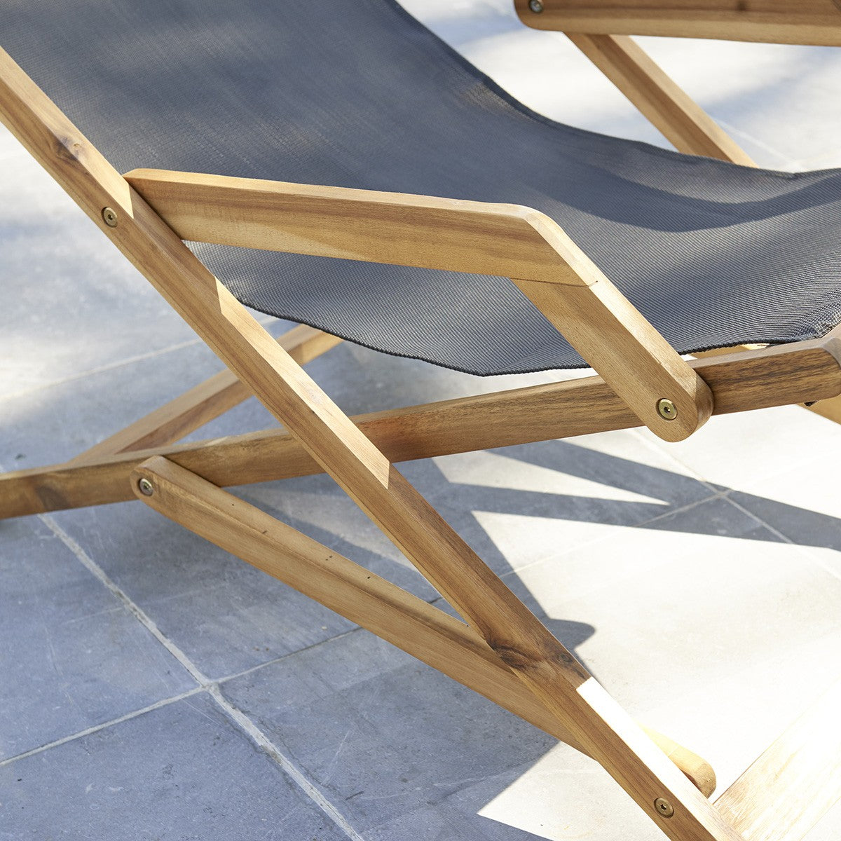 HANOÏ - Sedia a sdraio in acacia massello e textilene nero (set di 2)