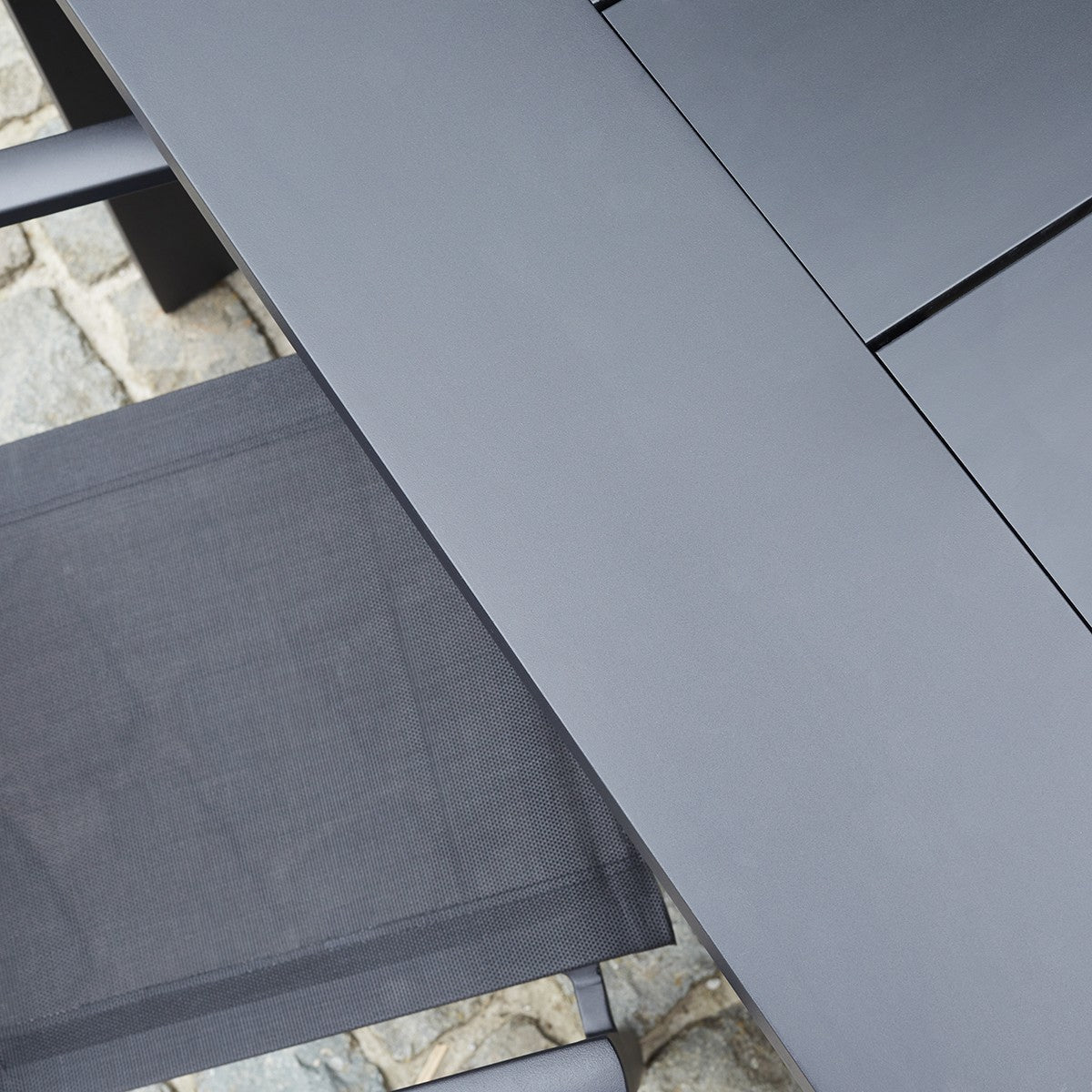 IBIZA - Gartenlounge aus Aluminium und schwarzem Textilene 8 Sitze