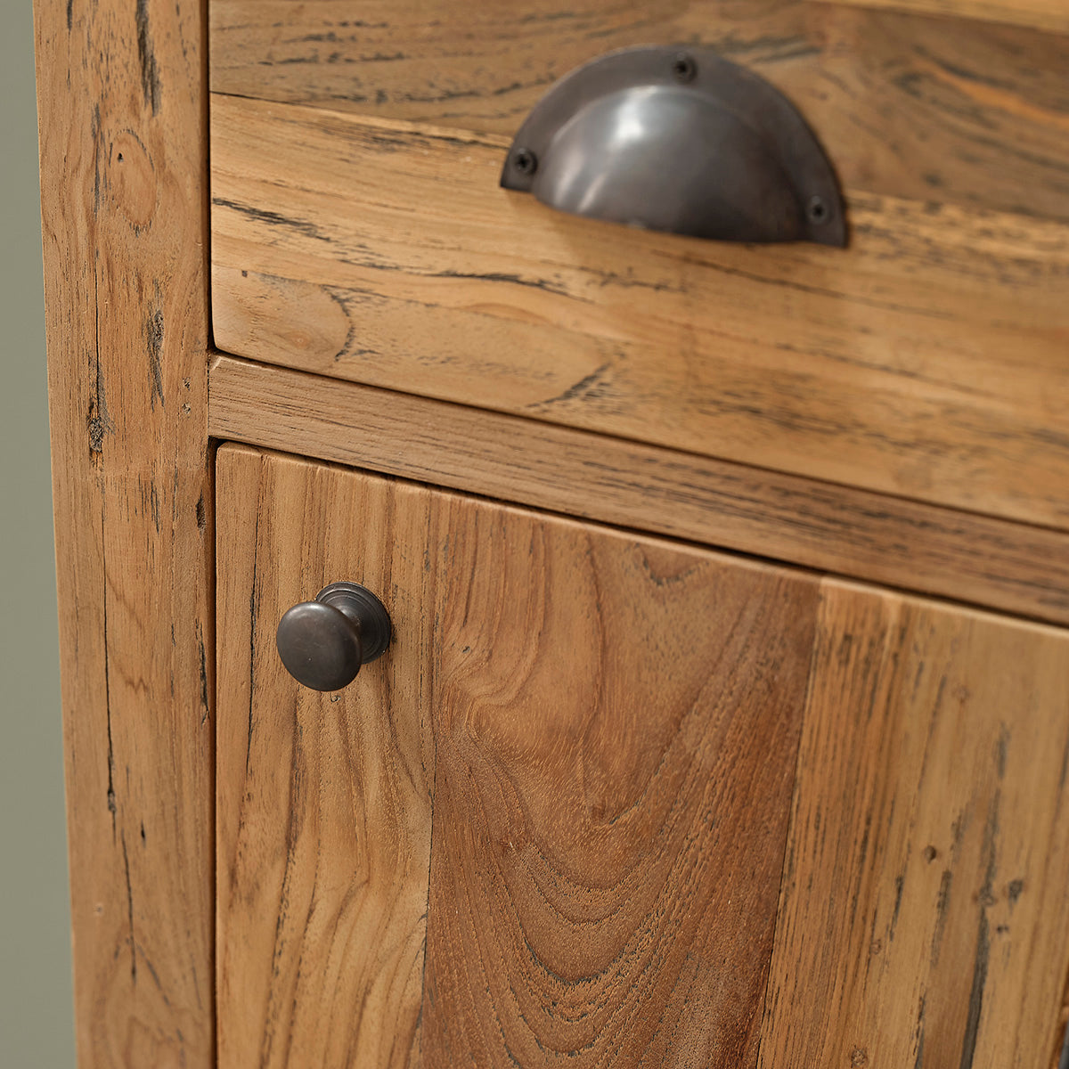 AUSTIN - Hochschrank aus massivem recyceltem Teakholz 170 cm