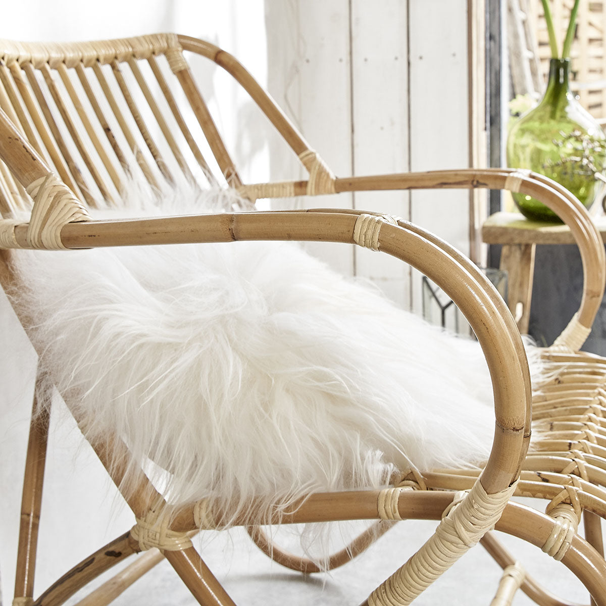 PAOLA - Fauteuil en rotin cosy