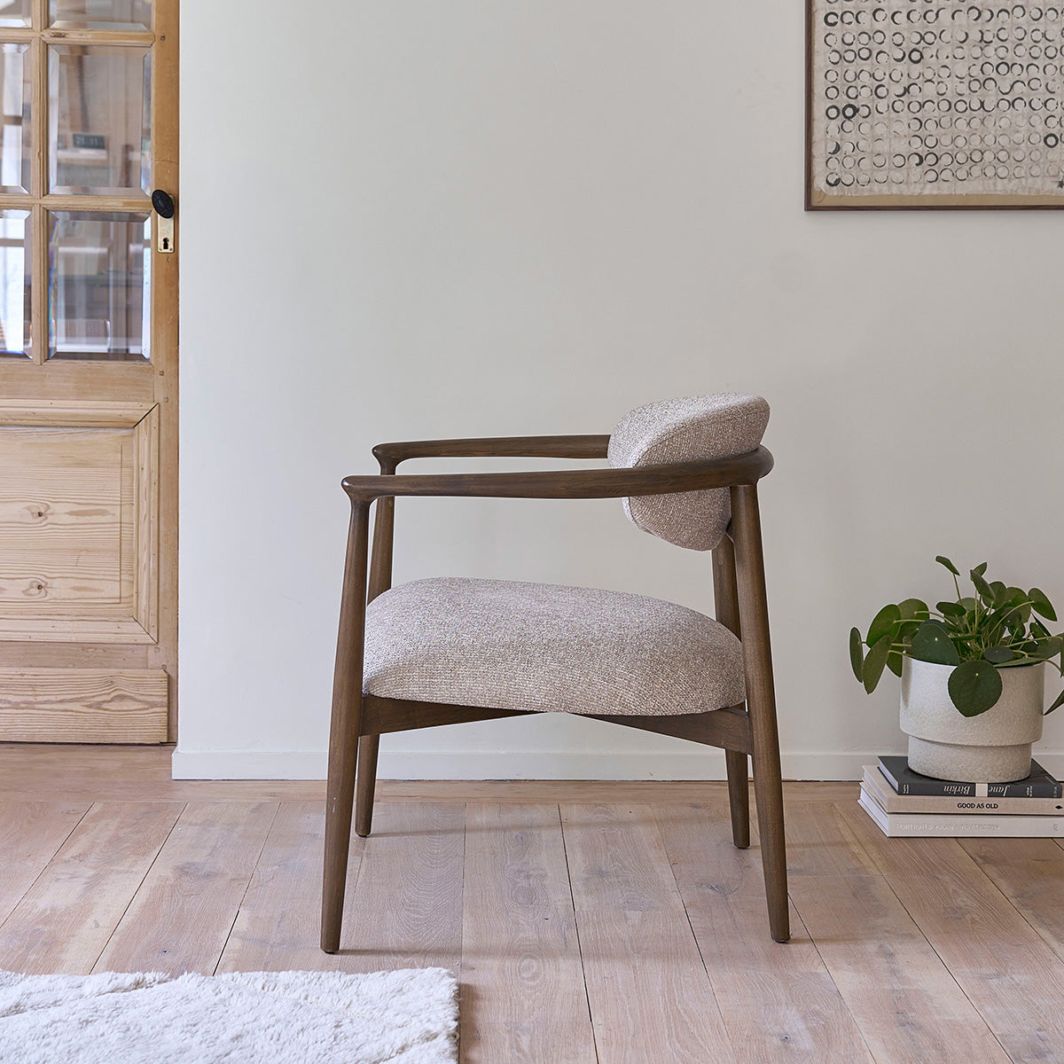 CÔME - Poltrona in legno massello con tessuto beige screziato