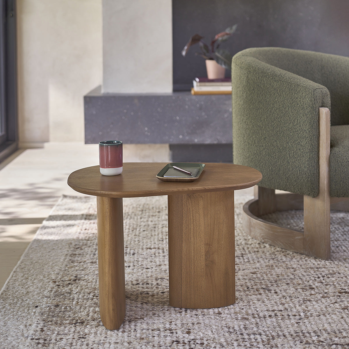 CALMA - Table d'appoint en teck massif organique