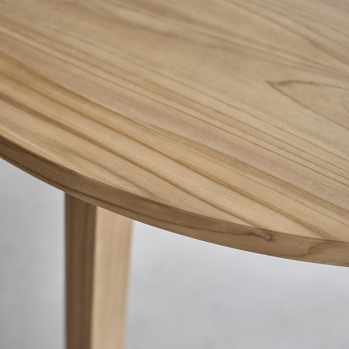 ALDO - Tavolo rotondo in teak massello per 4 pers.