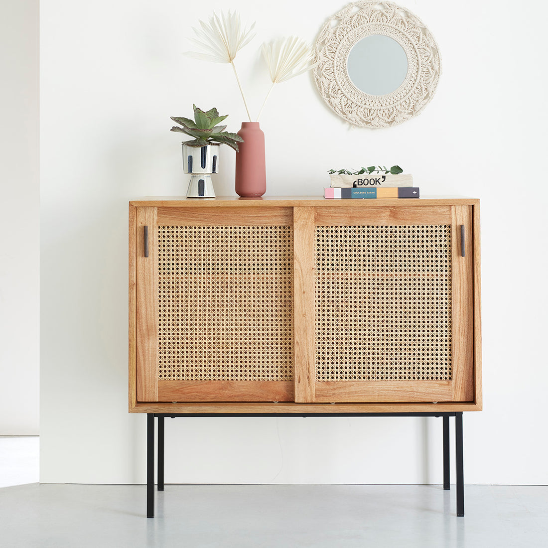 AUBIN - Commode en mindi massif et cannage 100 cm