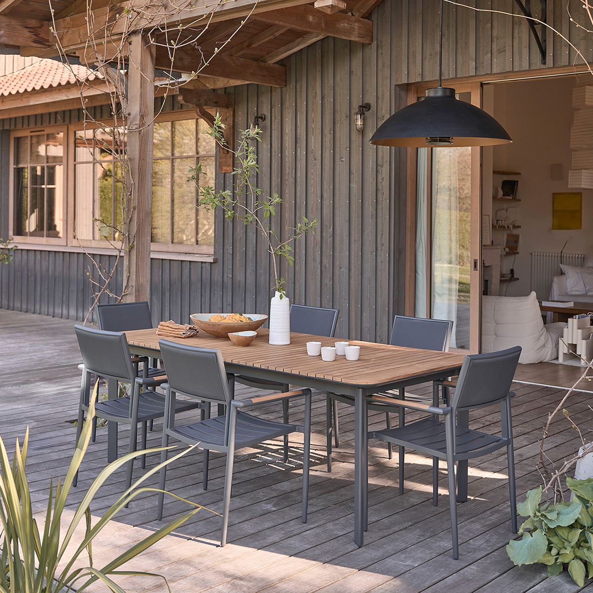 SIENA - Gartentisch aus massivem Teakholz und Aluminium 6/8 pers.