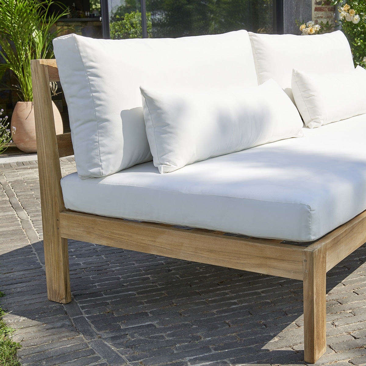PALMA - Gartensofa aus massivem Teakholz weiß 3-Sitzer