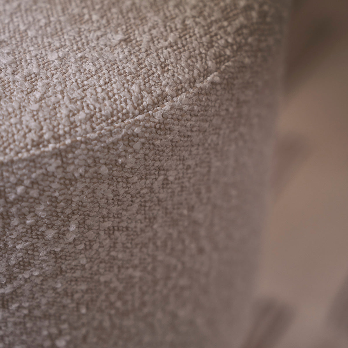 SERENE - Hocker aus massivem Teakholz und weißem Bouclé-Stoff Ø38 cm