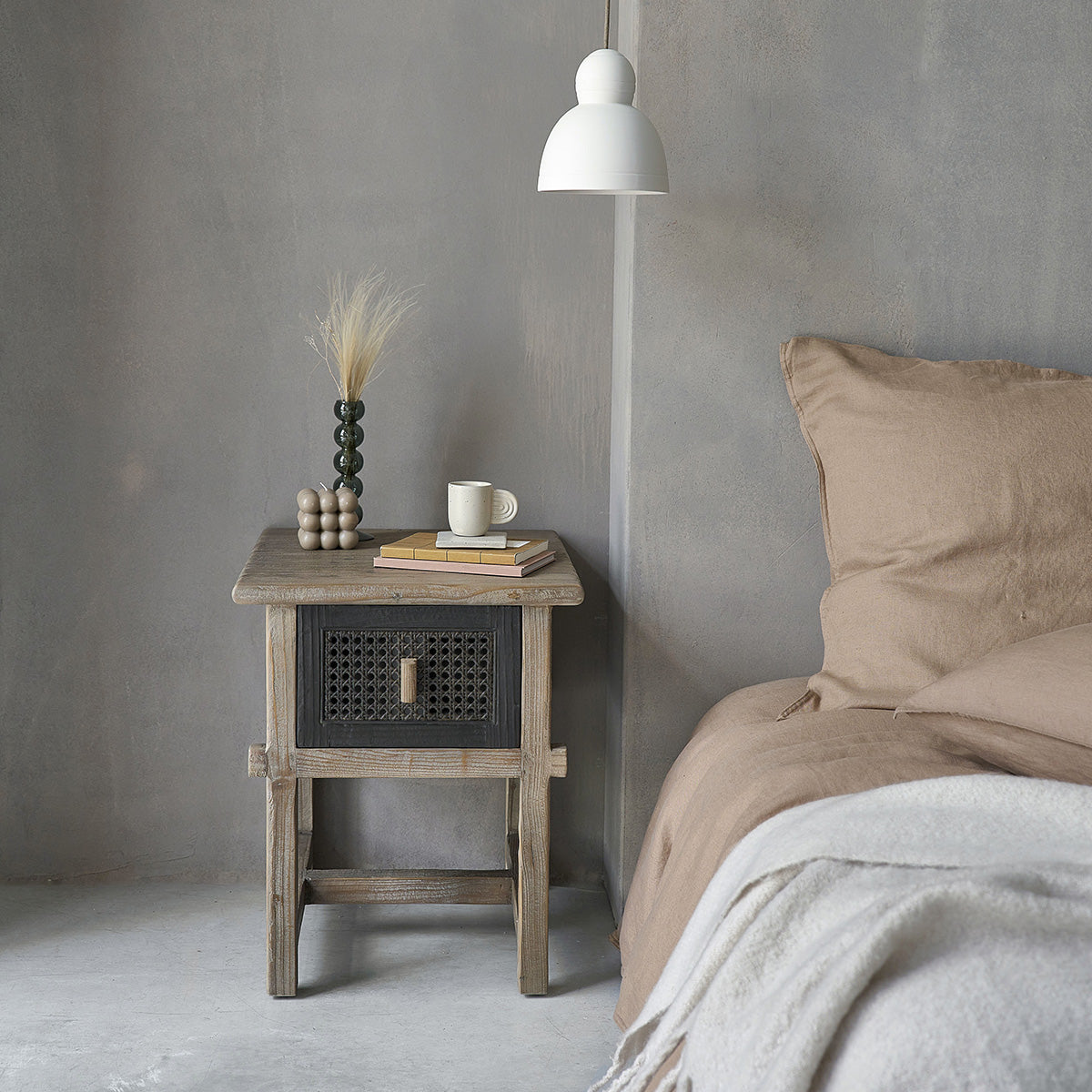 JUNKO - Comodino in legno massello riciclato 45 cm