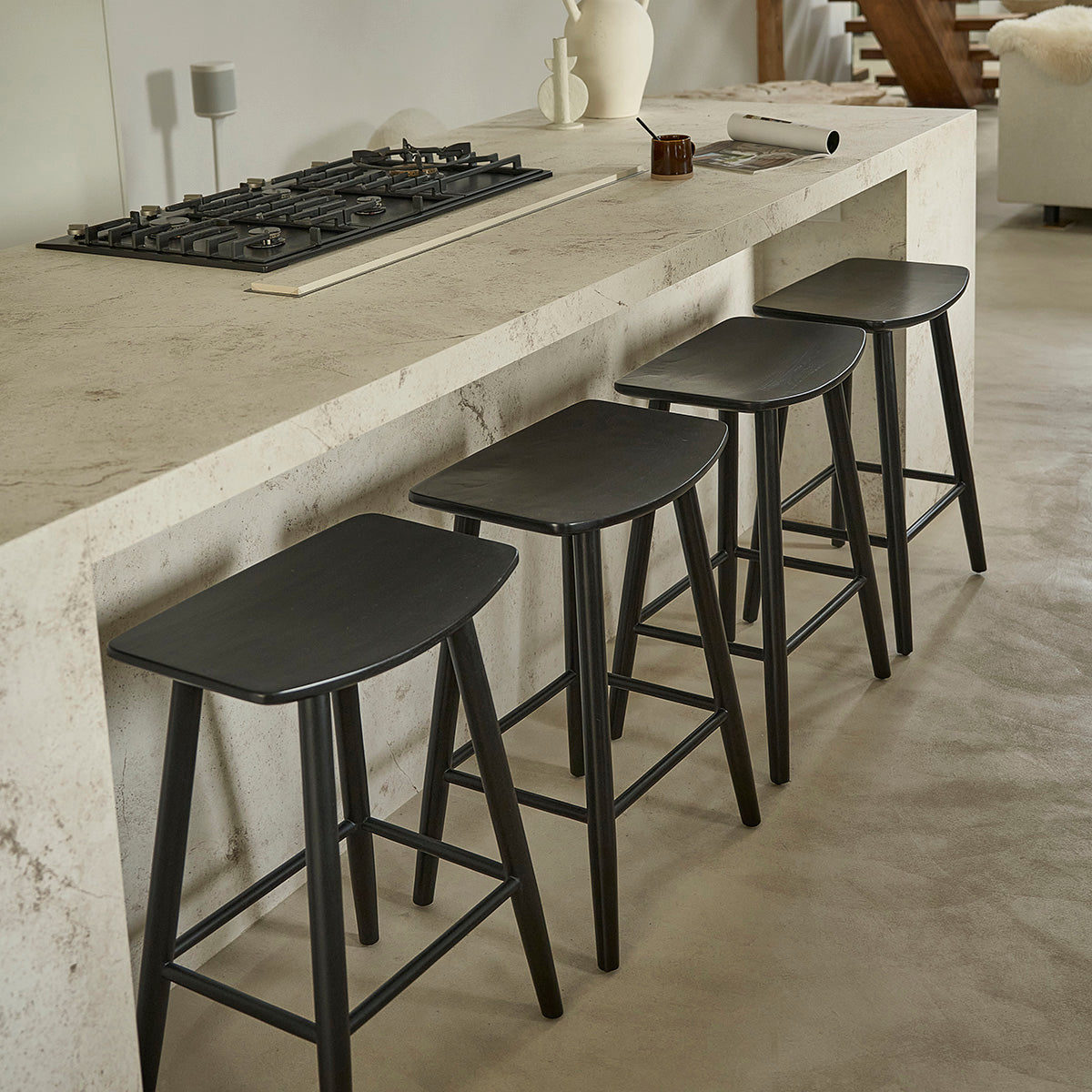 AMBRE - Sgabello in teak massello nero 75 cm