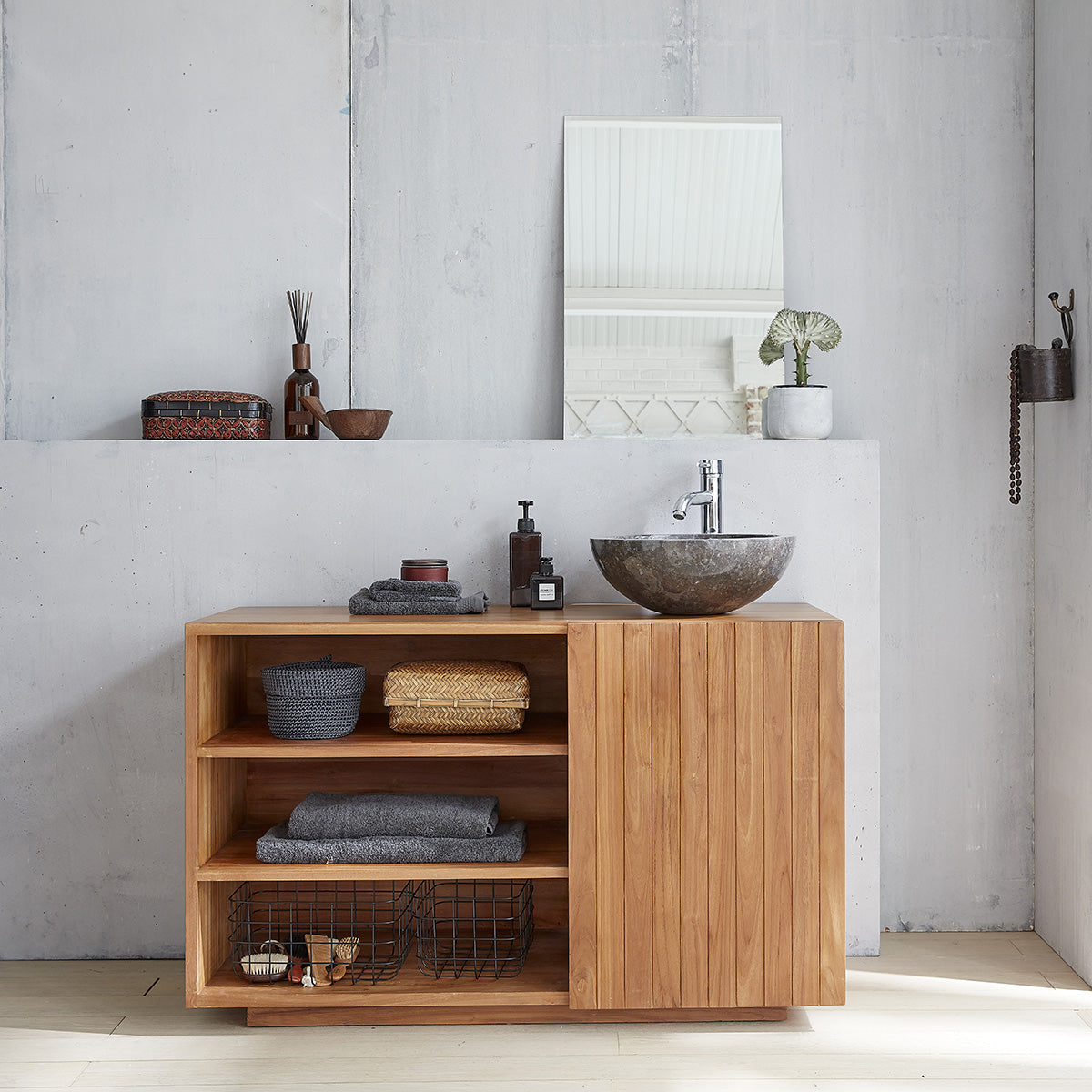 RIO - Waschtischunterschrank aus massivem Teakholz 120 cm